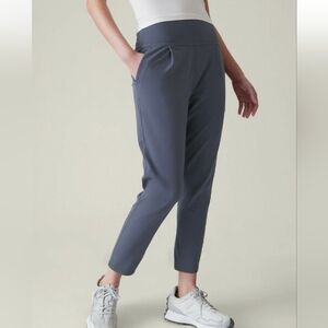 Like new Athleta Elation Pant